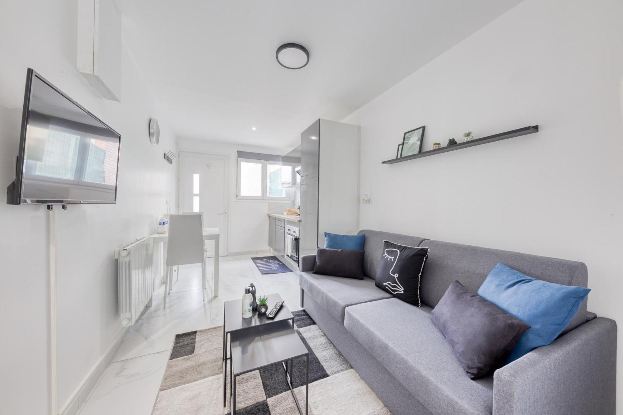 Appartement - 4 Personnes - Parking Prive - Metro 7 - Rer B ลา คูร์เนิฟ ภายนอก รูปภาพ