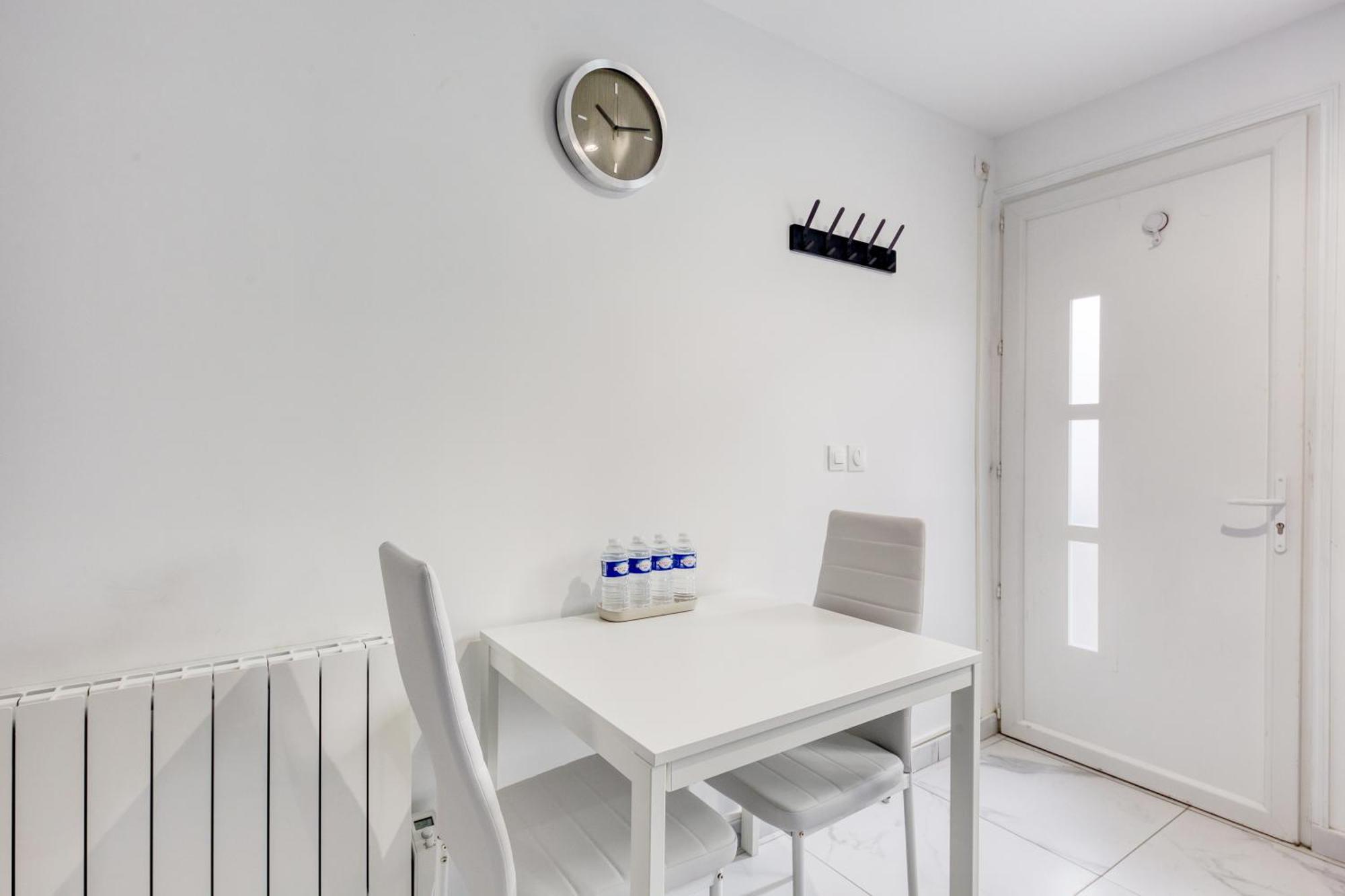 Appartement - 4 Personnes - Parking Prive - Metro 7 - Rer B ลา คูร์เนิฟ ภายนอก รูปภาพ